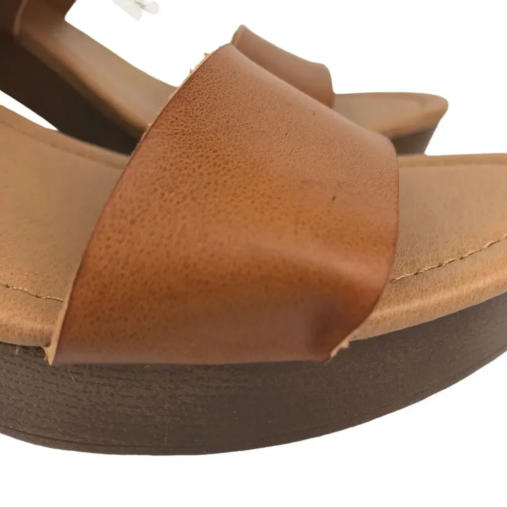 Madden Girl Platform Sandals Block Heel Brown Faux Leather Wood Look Retro Sz 10